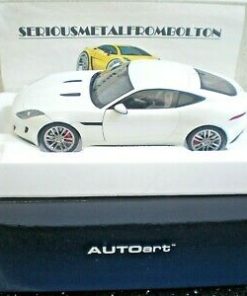AUTOart 73651 JAGUAR F-TYPE R COUPE POLARIS WHITE 2015 1:18