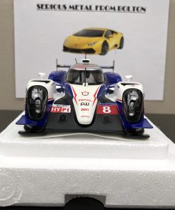 AUTOART 81416 TOYOTA TS040 HYBRID LE MANS 2014 #8 1:18 - Image 5