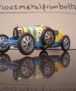 Alternative view of CMC M-100-011 BUGATTI T35 NATIONAL COLOUR PROJECT SWEDEN BLUE & YELLOW 1:18