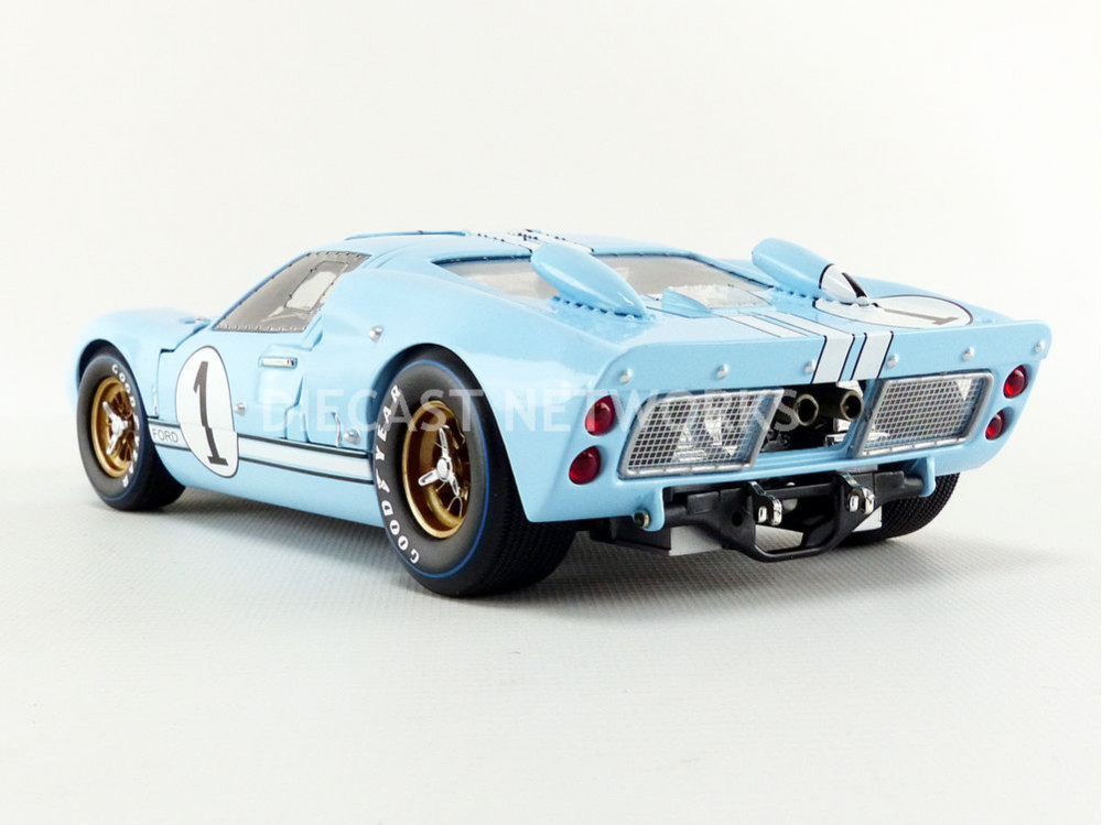 SHELBY COLLECTIBLES SHELBY 411 FORD GT 40 MK11 LE MANS 1966 #1 KEN MILES 1:18 - Image 4