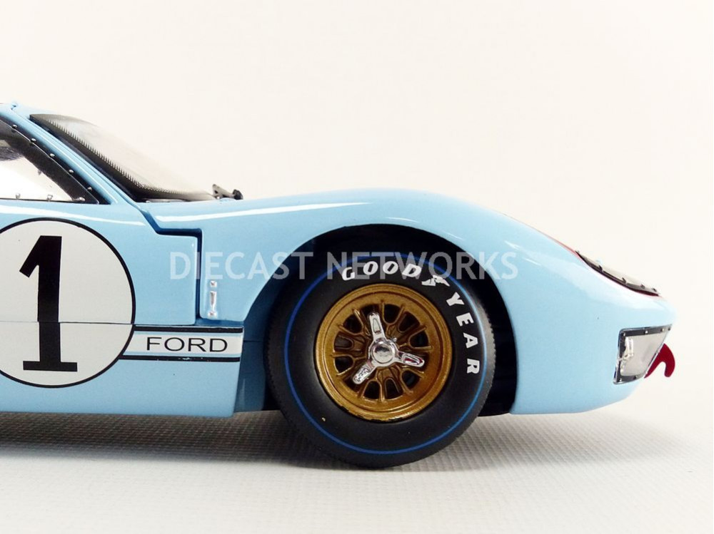 SHELBY COLLECTIBLES SHELBY 411 FORD GT 40 MK11 LE MANS 1966 #1 KEN MILES 1:18 - Image 7