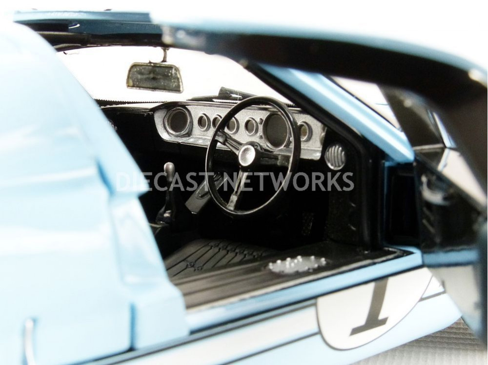 SHELBY COLLECTIBLES SHELBY 411 FORD GT 40 MK11 LE MANS 1966 #1 KEN MILES 1:18 - Image 12
