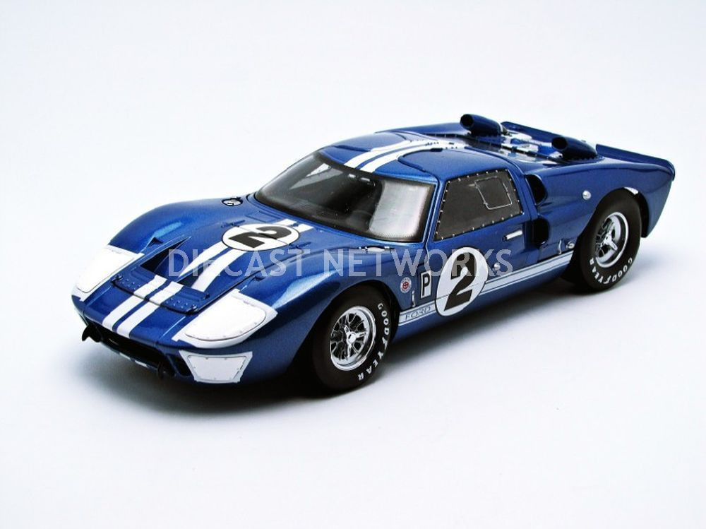 SHELBY COLLECTIBLES SHELBY 401 FORD GT 40 MK11 SEBRING 1966 BLUE #2 DAN GURNEY1:18 - Image 2