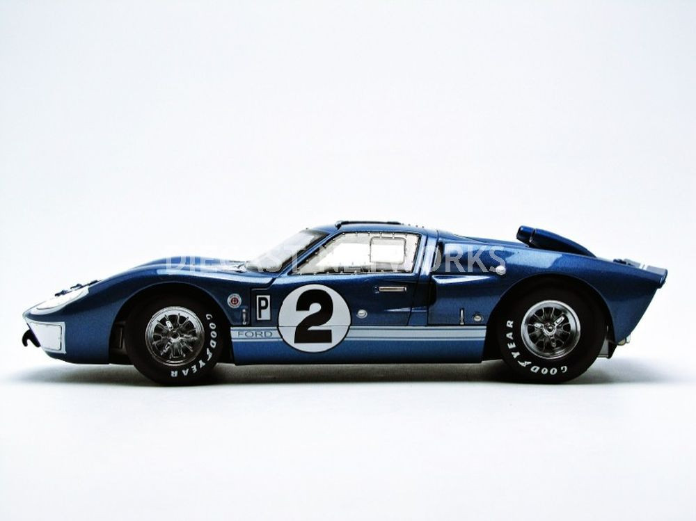 SHELBY COLLECTIBLES SHELBY 401 FORD GT 40 MK11 SEBRING 1966 BLUE #2 DAN GURNEY1:18 - Image 3