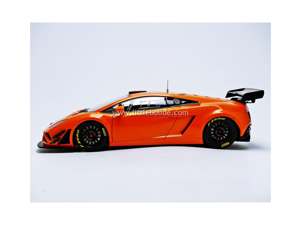 AUTOART 81357 LAMBORGHINI GALLARDO GT3 FL2 2013 ORANGE 1:18 - Image 3
