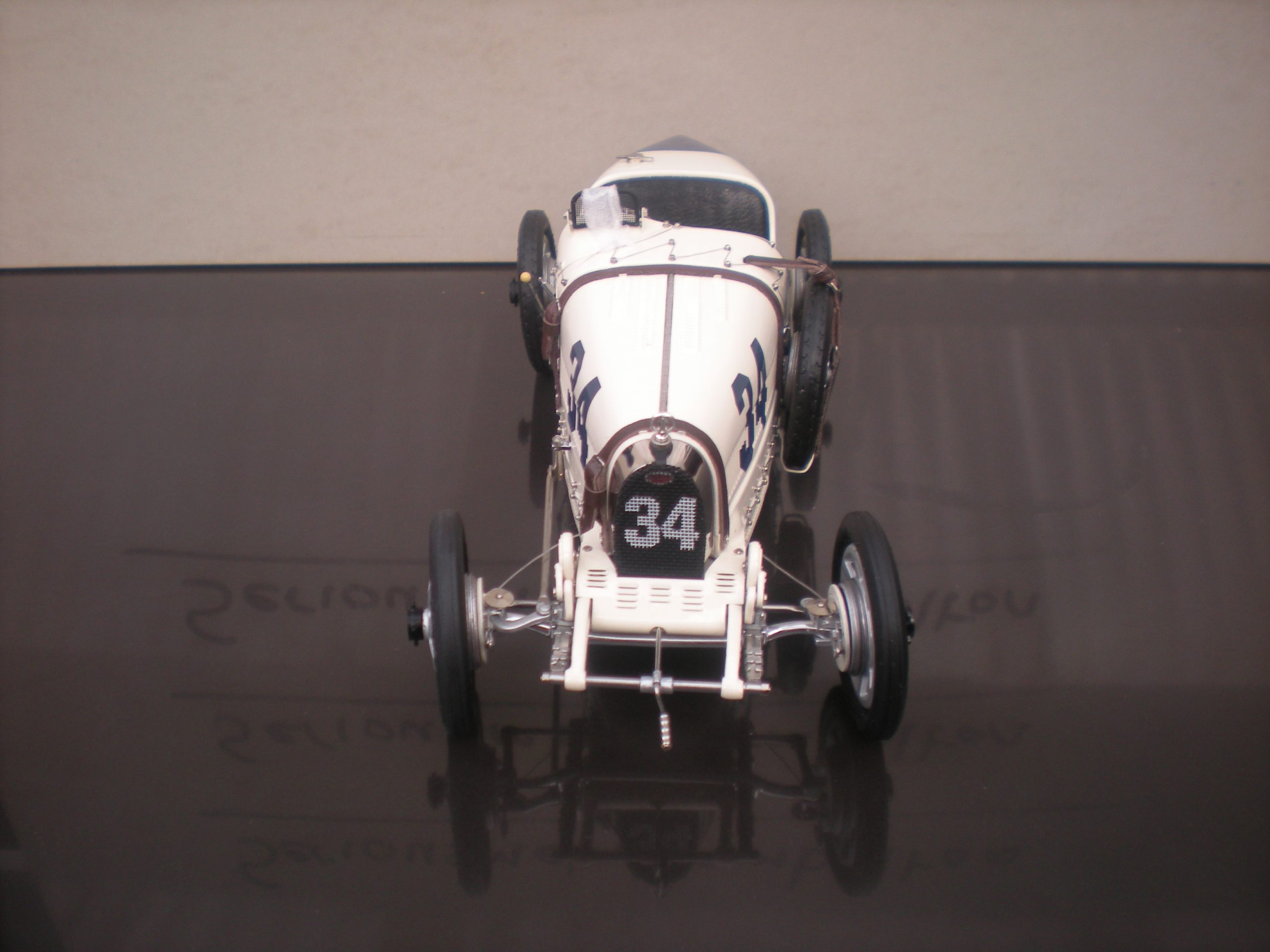 CMC M-100-006 Bugatti T35 National Colour Project USA White & Blue #34 LIMITED EDITION 1:18 SCALE - Image 10
