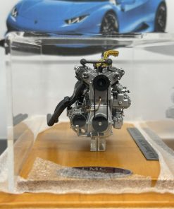 CMC M-131 1938 ALFA ROMEO 8C 2900 B ENGINE INCLUDING DISPLAY CASE 1:18 SCALE - Image 6