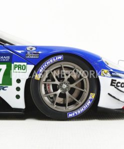 AUTOART 81710 FORD GT LMGTE PRO 24 HR LE MANS 2017 #67 1:18 - Image 6